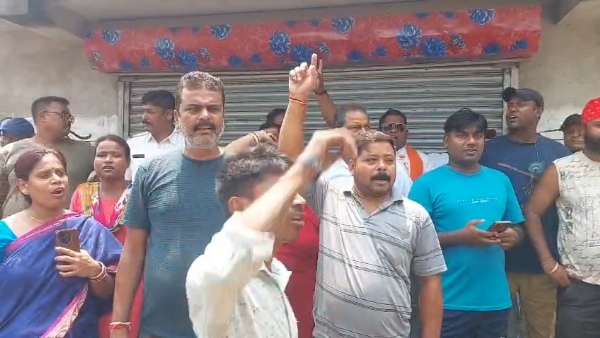 বিধায়কের গ্যারেজ গোডাউনে তল্লাশি