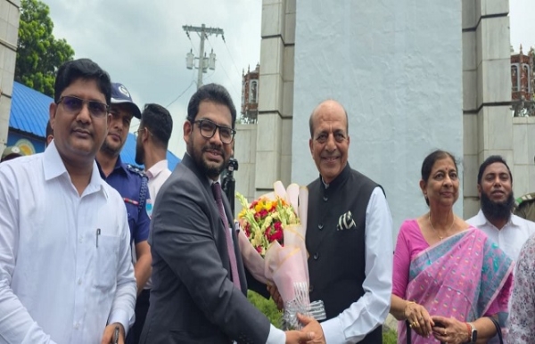 বাংলাদেশে গেলেন ভারতীয় হাই কমিশনার দীনেশ ত্রিবেদী