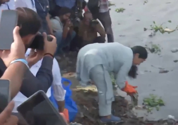 দিল্লি সরকারের উদ্যোগে যমুনায় স্বচ্ছতা অভিযান, ২৮টি ঘাটে চলল কর্মসূচি