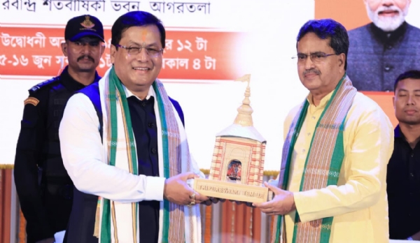 মানিক সাহা এবং সর্বানন্দ সোনোয়াল