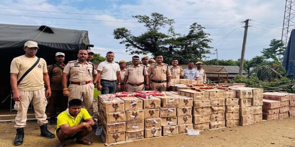 কাছাড়ের লায়লাপুরে ২৩২ কার্টুন অবৈধ বিলাতি মদ উদ্ধার পুলিশ ও আবগারি বিভাগের