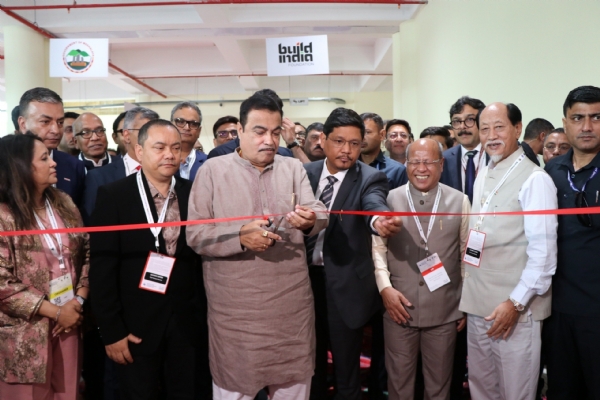 মেঘালয়ে ৩,২১৪ কোটি টাকা ব্যয়ে ছয়টি জাতীয় মহাসড়ক প্রকল্পের উদ্বোধন করছেন কেন্দ্রীয় মন্ত্রী নীতিন গডকড়ি