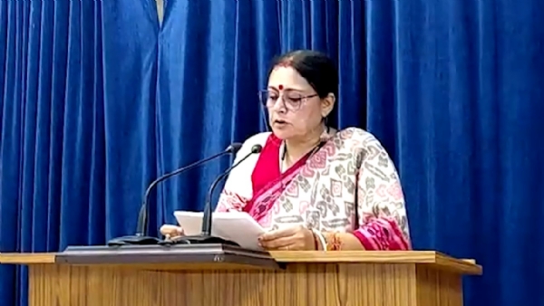 ঘোষণা অগ্নিমিত্রার