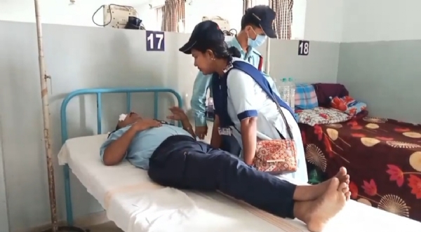 আহত ব্যক্তি চিকিৎসাধীন