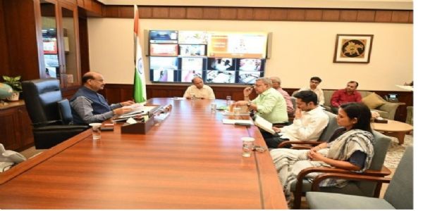 লোকসভা স্পিকারের সঙ্গে বৈঠক অভিষেক বন্দ্যোপাধ্যায়ের, দলত্যাগী গোষ্ঠীকে স্বীকৃতি না দেওয়ার দাবি
