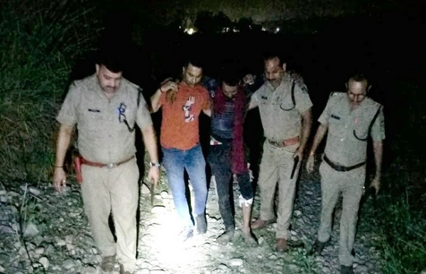 পুলিশ-দুষ্কৃতী গুলির লড়াই, ধৃত এক