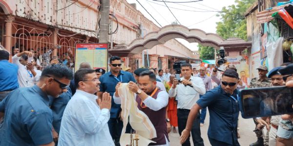 তারকেশ্বরে বাবা তারকনাথের পুজো, প্রশাসনিক বৈঠকে উন্নয়নের বার্তা দিলেন মুখ্যমন্ত্রী শুভেন্দু অধিকারী