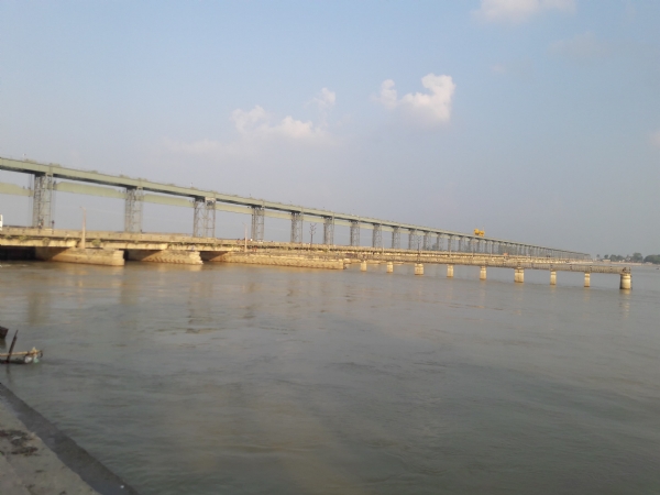 কোশী নদীর জলপ্রবাহ ৫৮ হাজার কিউসেক ছাড়াল, বীরপুর ব্যারাজের ৭টি গেট খুলল প্রশাসন
