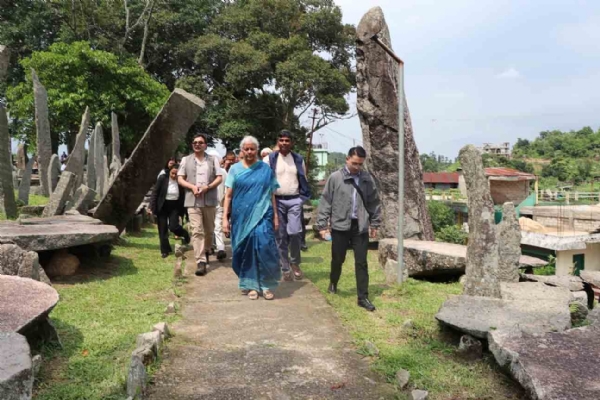 নর্তিয়াং মেগালিথ ঐতিহ্যস্থল পরিদর্শন