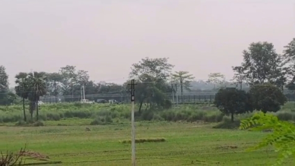 সীমান্তে সতর্কতা