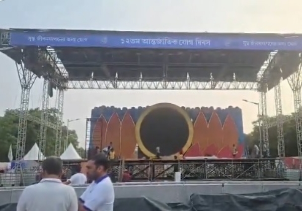 সেজে উঠেছে রেড রোড, আন্তর্জাতিক যোগ দিবসের প্রস্তুতি কলকাতায়