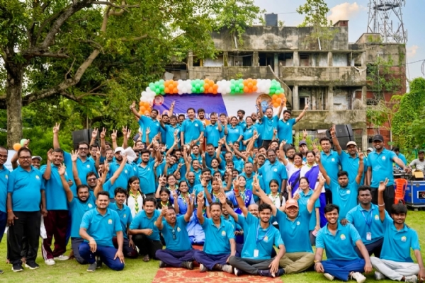 লিলুয়া ওয়ার্কশপে আন্তর্জাতিক যোগ দিবস পালন লিলুয়া ওয়ার্কশপে আন্তর্জাতিক যোগ দিবস পালন
