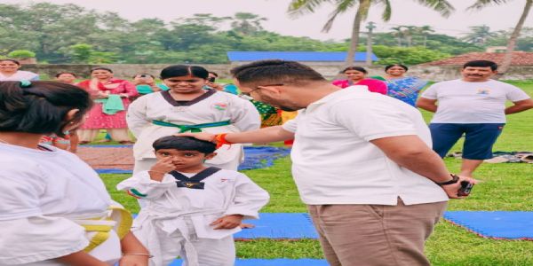 তারকেশ্বরে যোগা শিবির, উপস্থিত বিধায়ক