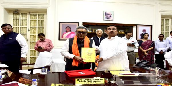 (আপডেট) চা-পর্যটনে জমির ব্যবহার কমিয়ে ১৫ শতাংশ করার প্রস্তাব, চা-শিল্পের উন্নয়নে বাজেটে ১০০ কোটি বরাদ্দ