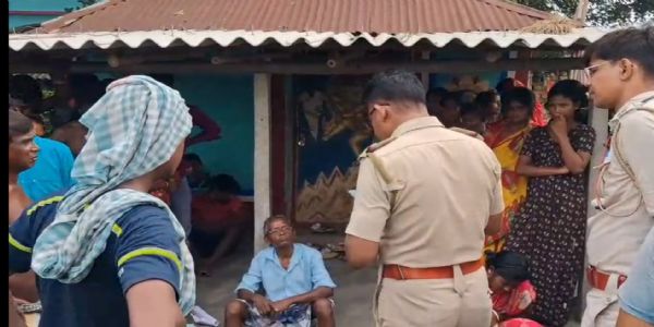 দেবত্ব সম্পত্তি দখল ও মন্দিরের তালা দেওয়া কে কেন্দ্র করে উত্তেজনা গোঘাটে