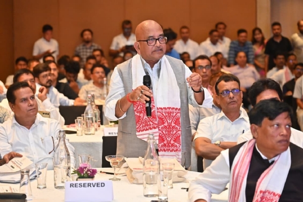 বক্তব্য পেশ করছেন নির্দিষ্ট বক্তা