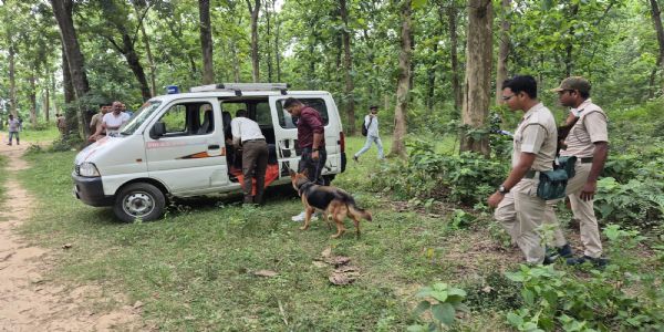 আরামবাগের চাদুর ফরেস্টে খুনের ঘটনায় কুকুর নিয়ে তল্লাশি