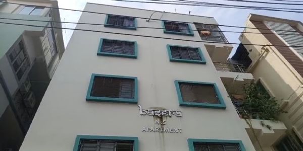 রামনগরের আবাসিক ফ্ল্যাটে রহস্যজনক বিস্ফোরণ, আহত ২
