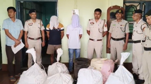 নেশা সামগ্রী সহ গ্রেফতার দুই