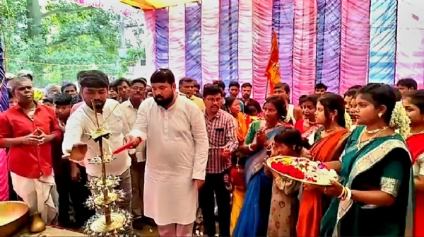 পুজো উদ্বোধনে  বিমান ঘোষ