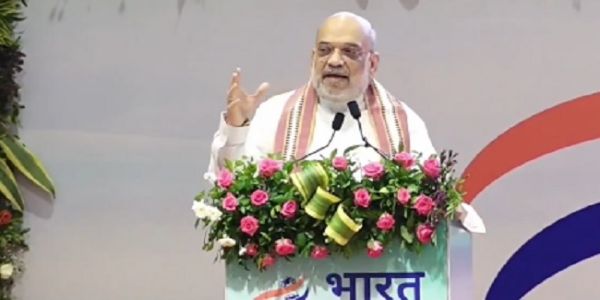 গুজরাটের প্রধান ১৪টি শহরে ‘ভারত ট্যাক্সি’-র সূচনা অমিত শাহের