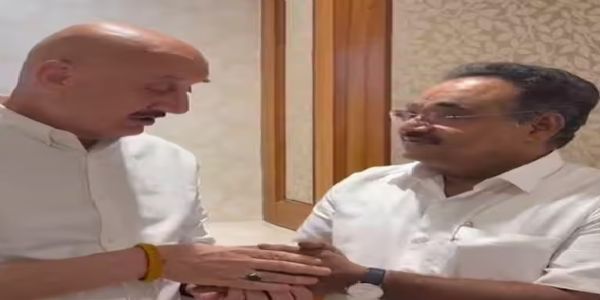 শমীকের সঙ্গে সাক্ষাৎ অনুপমের, মাথার চুল নিয়েও হল কথা