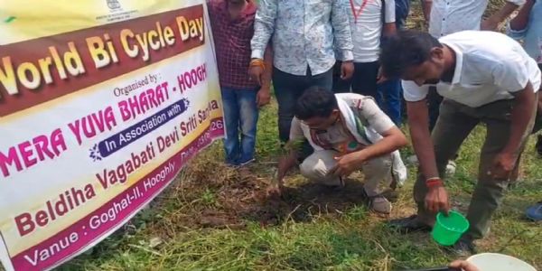 বিশ্ব সাইকেল দিবসে বেলডিহায় সাইকেল মিছিল ও বৃক্ষরোপণ