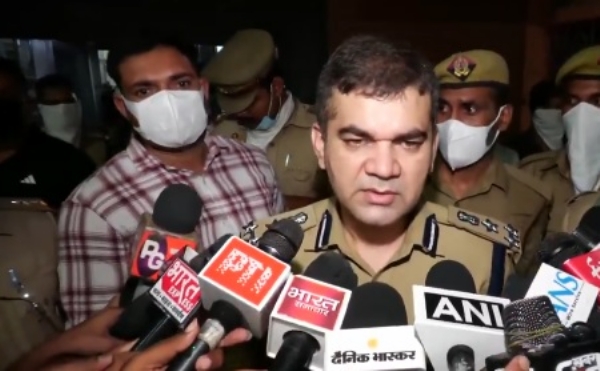 প্রয়াগরাজের অতিরিক্ত পুলিশ কমিশনার অজয় পাল শর্মা