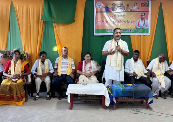 বক্তব্য পেশ করছেন মন্ত্রী কৃষ্ণেন্দু পাল