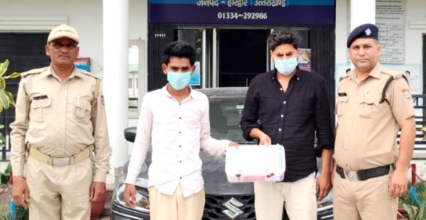 মাদক চক্রে জড়িত দুই ওষুধ ব্যবসায়ী গ্রেফতার