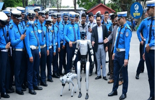 কাঠমান্ডুতে যানজট নিয়ন্ত্রণে রোবটের ব্যবহার শুরু