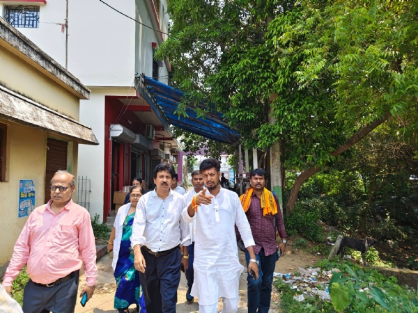 আরামবাগ মেডিকেল কলেজ হাসপাতালে দ্বিতীয় গেট নির্মাণের জায়গা পরিদর্শনে বিধায়ক