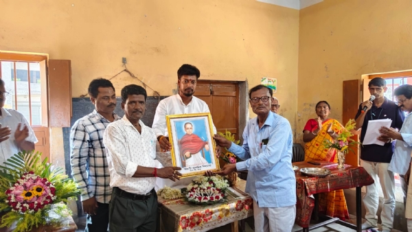 সম্বর্ধনায় হেমন্ত বাগ