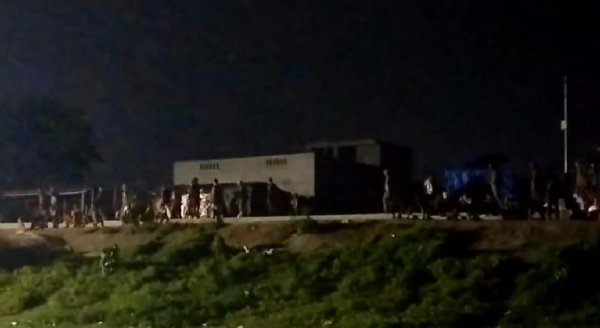 আরামবাগে পুলিশের টহলদারি
