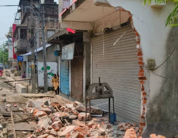উচ্ছেদে গিয়ে বোলপুরে আক্রান্ত পূর্ত আধিকারিক