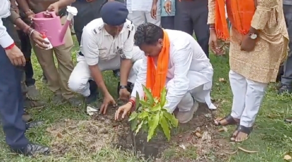 হাওড়ায় বিশ্ব পরিবেশ দিবস উদযাপনে প্রতিমন্ত্রী উমেশ রাই