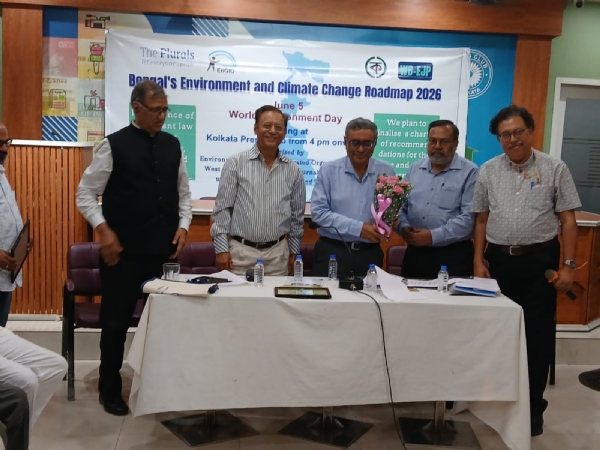 প্রেস ক্লাব কলকাতায় সাংবাদিক সম্মেলনে মন্ত্রী