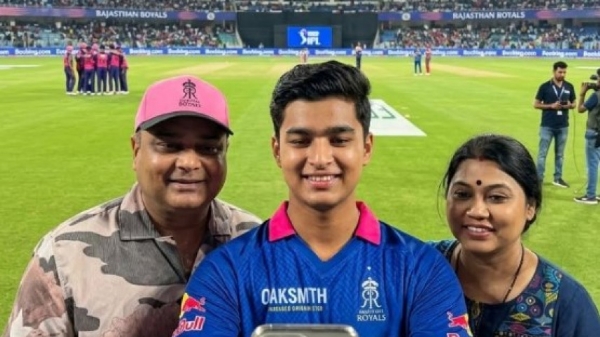 সূর্যবংশী ভারত ক্রিকেট সফরে বাবা-মায়ের সঙ্গে ভ্রমণ করবেন