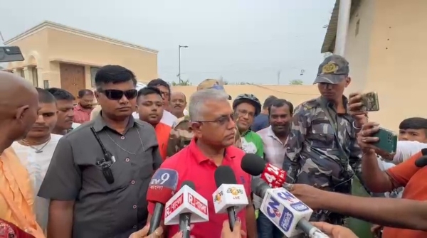 দিলীপ ঘোষ দিলীপ ঘোষ