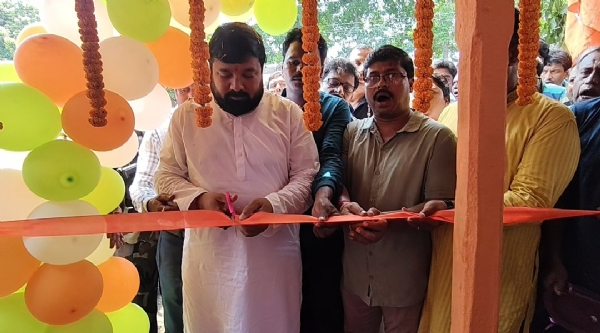 কার্যালয়ের উদ্বোধন করছেন বিধায়ক বিমান ঘোষ কার্যালয়ের উদ্বোধন করছেন বিধায়ক বিমান ঘোষ