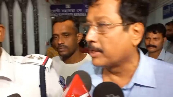 মেডিকেলের জন্য আনা হল সব্যসাচী মেডিকেলের জন্য আনা হল সব্যসাচী
