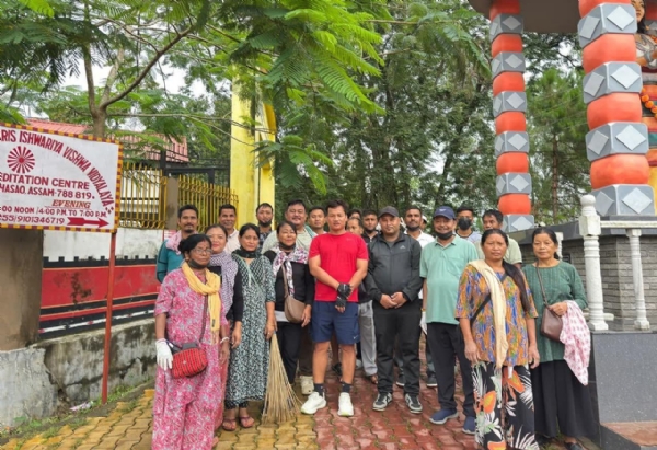 স্বচ্ছতা অভিযানে সিইএম দেবোলাল গার্লোসা এবং জেলা বিজেপির নেতা ও কর্মীরা