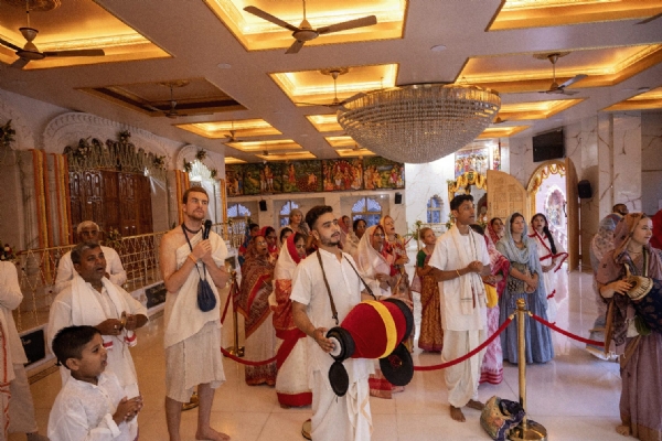 উদ্বোধন হল উদ্বোধন হল