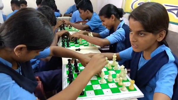 দাবা প্রতিযোগিতায় দাবা প্রতিযোগিতায়