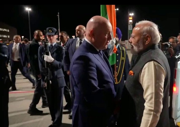 প্রধানমন্ত্রীর ত্রিদেশীয় সফর শেষ, অকল্যান্ড থেকে দিল্লি রওনা মোদী