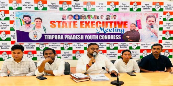 রাহুল গান্ধীর ‘ছাত্র কে গুঞ্জ’ কর্মসূচির সরাসরি সম্প্রচারে উদ্যোগী ত্রিপুরা যুব কংগ্রেস