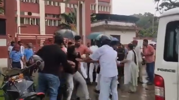 বিক্ষোভ তারাতলা