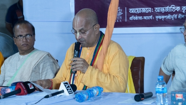 মতবিনিময় সভায় ইসকন বাংলাদেশের সাধারণ সম্পাদক শ্রীমৎ ভক্তিময় নিতাই স্বামী