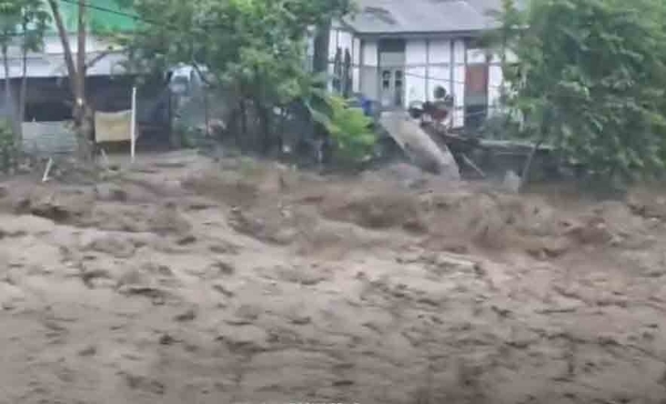 প্রলয়ঙ্করী হড়পা বান