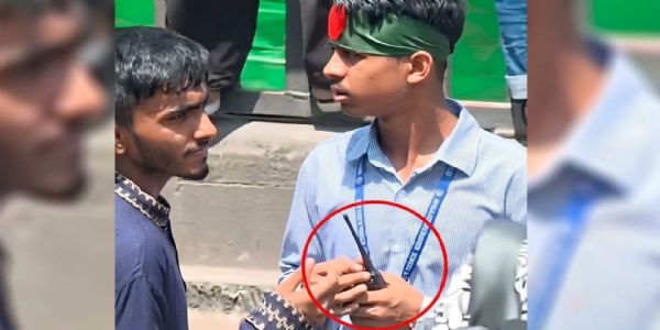 উত্তরায় আন্দোলনরত শিক্ষার্থীর হাতে ওয়াকিটকি, তোলপাড় নেটদুনিয়া